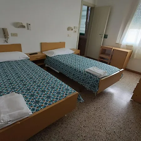 Hotell Sabrina Nord 2*